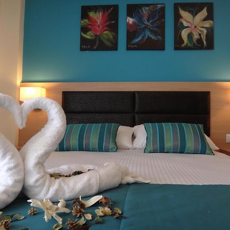 Leonidas Apartments And Suites モラ・カリヴァ エクステリア 写真
