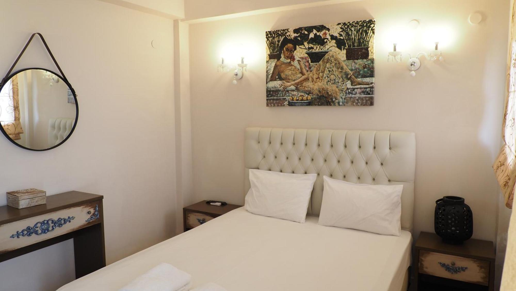 Leonidas Apartments And Suites モラ・カリヴァ エクステリア 写真
